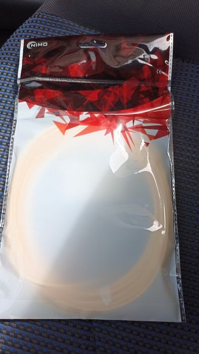 Fio de fibra amarelo