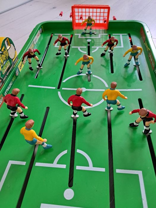 Гра настінна футбол, супер ліга чемпіонів