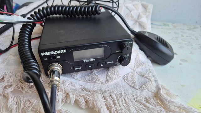 CB radio President Teddy + antena President