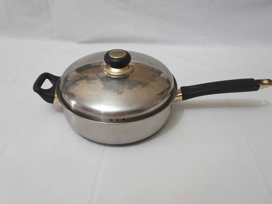 Профессиональная  сковорода-сотейник из Германии BergHoff Ø 24 cm.