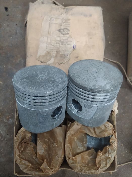 Продам поршня москвич 403-407