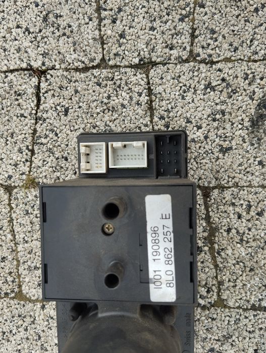 Pompka centralnego zamka Audi 8L0-257E oryginał sprawna