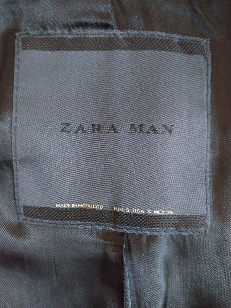 Пальто чоловіче Zara, розмір S