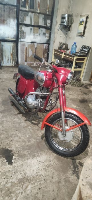 Продам яву старушка 360.