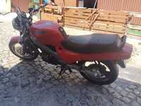 Honda NTV 650 apenas 1 dono