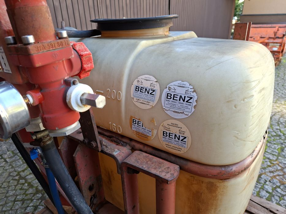 Ciągniczek traktorek Opryskiwacz sadowniczy 200 literatura