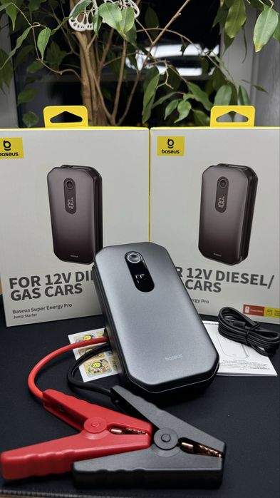 Мощное пусковое устройство Базеус 12000 mAh Jump Starter Baseus павер