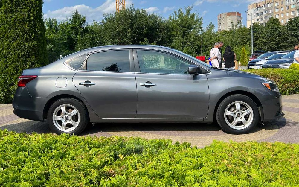 Nissan Sentra 2016