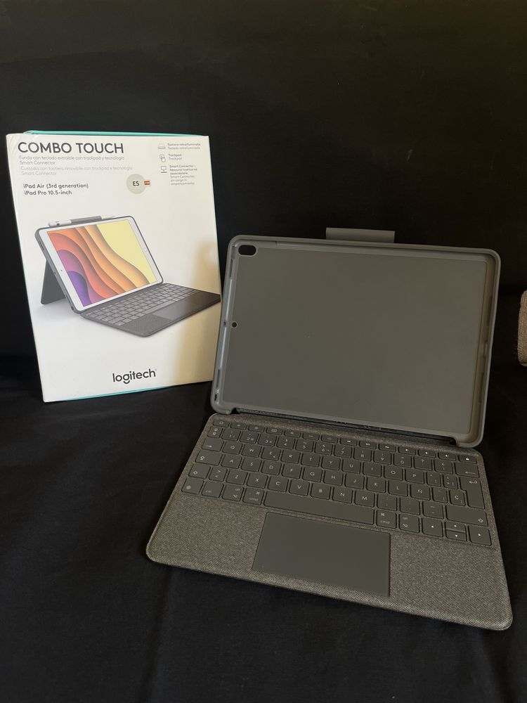 Logitech Combo Touch (teclado+case p/ iPad Air 3 / iPad Pro 10.5)