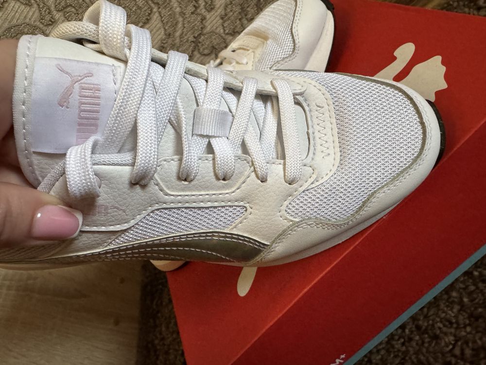 Кросівки Puma 37,5 розмір  4,5 устілка 23, 5 см