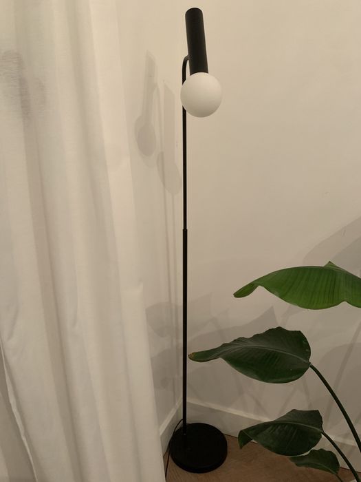 Lampa podłogowa westwing