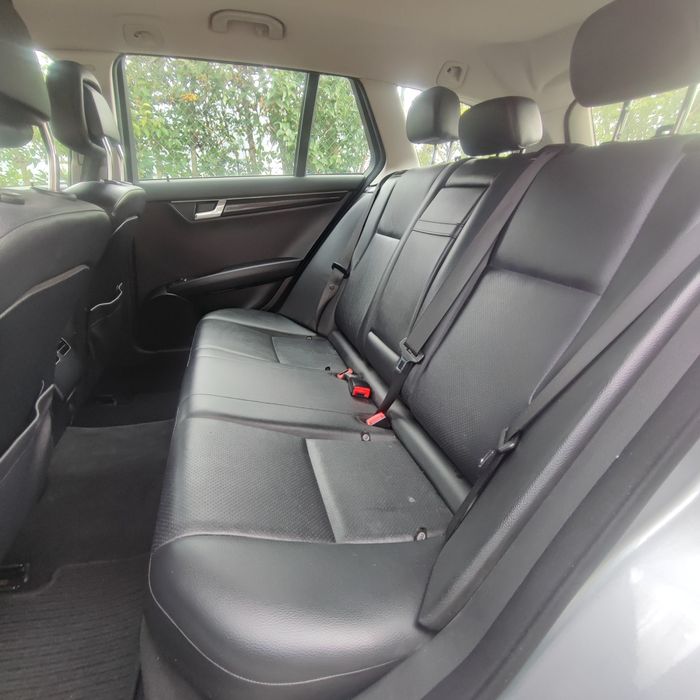 Mercedes C220 pele