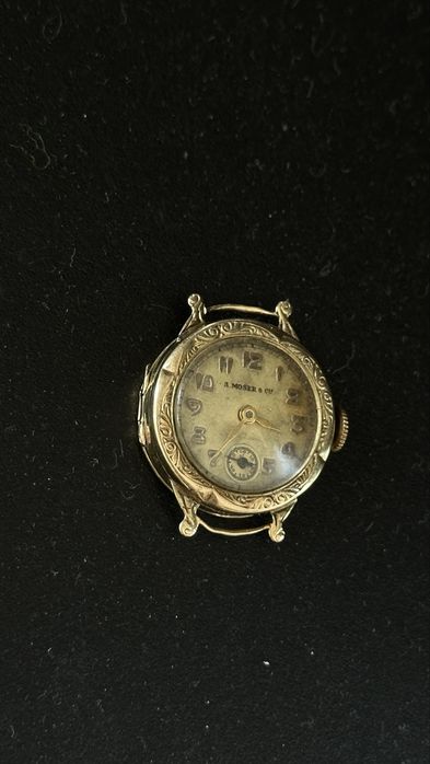 Złoty zegarek damski A. Moser & Cie – ok. 1910–1930