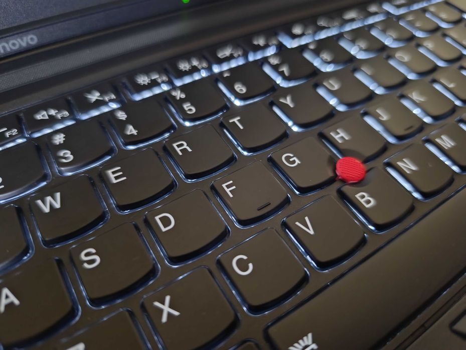 Lenovo ThinkPad p50 15.6 FHD,i7-6700HQ,16/M.2 SATA 256 Qudro m1000m