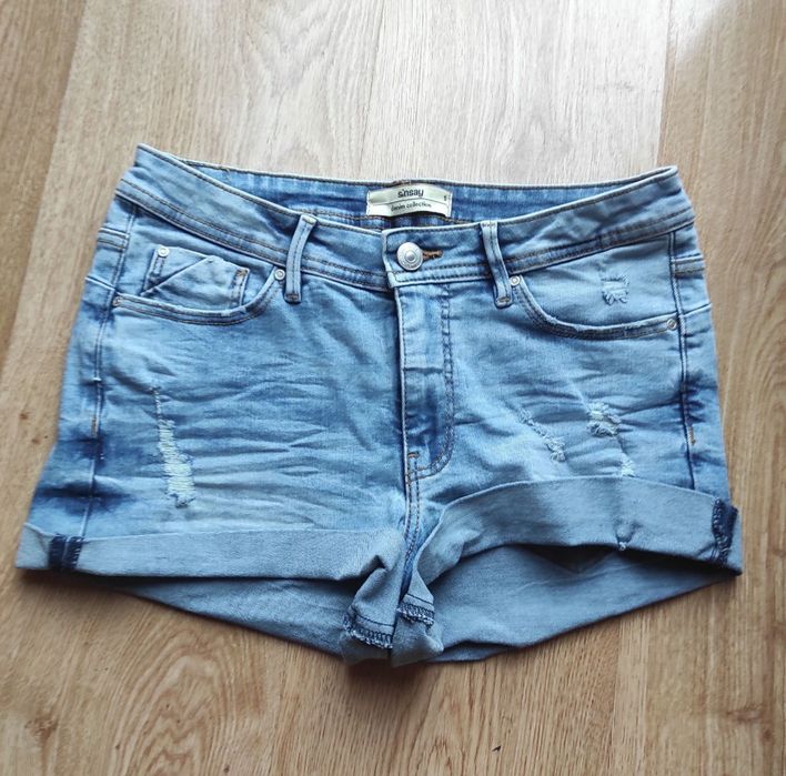 Krótkie spodenki szorty damskie jasny jeans dżins Sinsay S