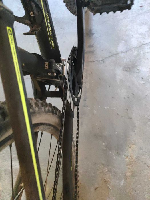 Bicicleta suspensão total