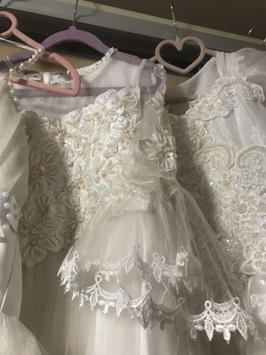 Сукні, повний розпродаж