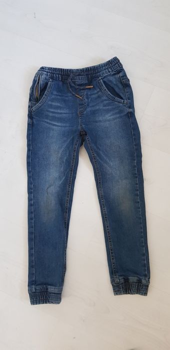 Jeansy Reserved roz.128