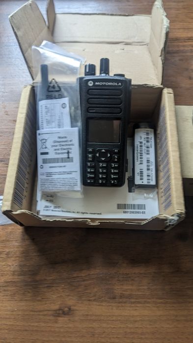 Motorola dp4800e продам