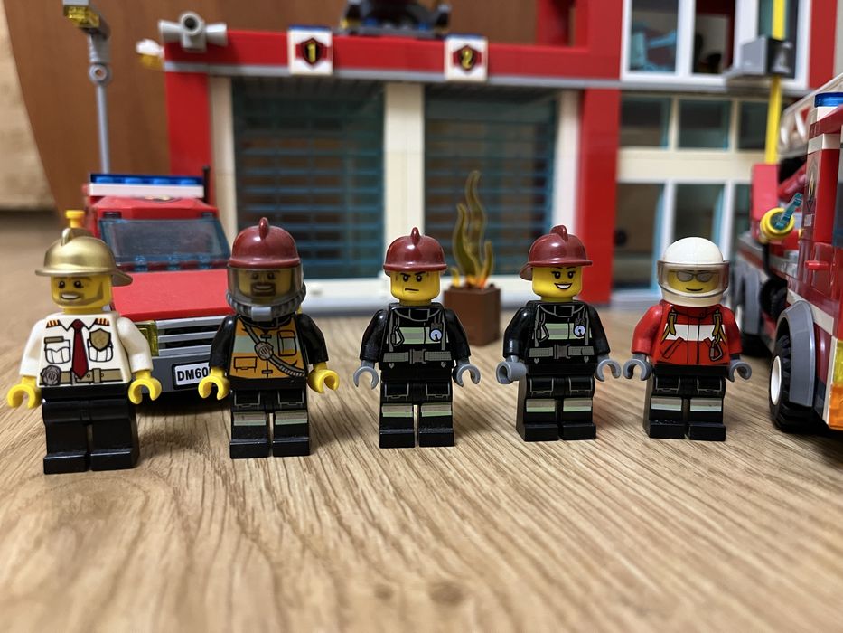 Lego city оригинал пожарная часть