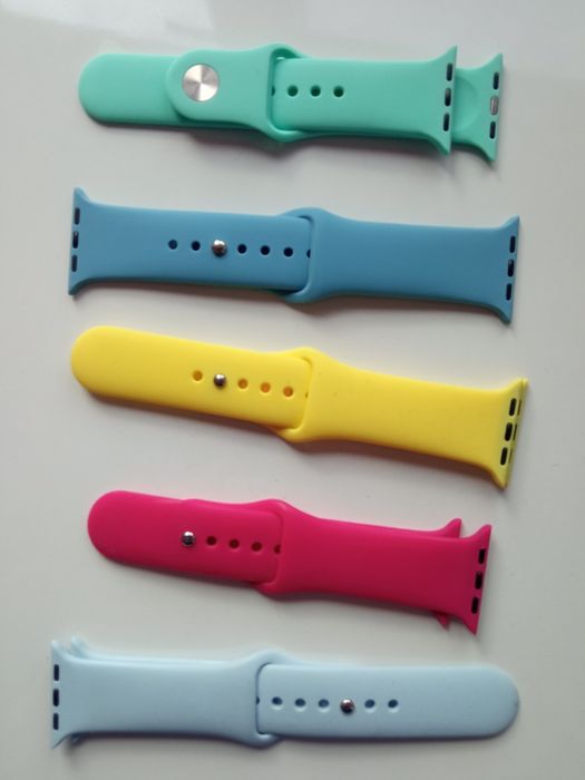 Ремінці для apple watch.