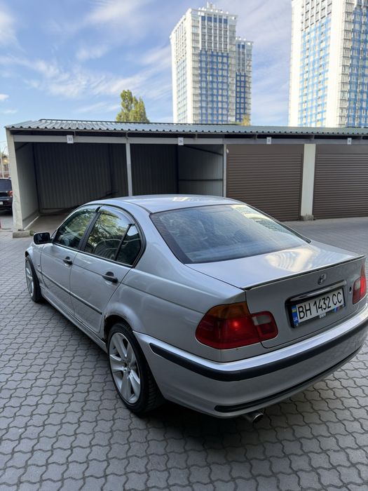 Продам BMW e46 320d