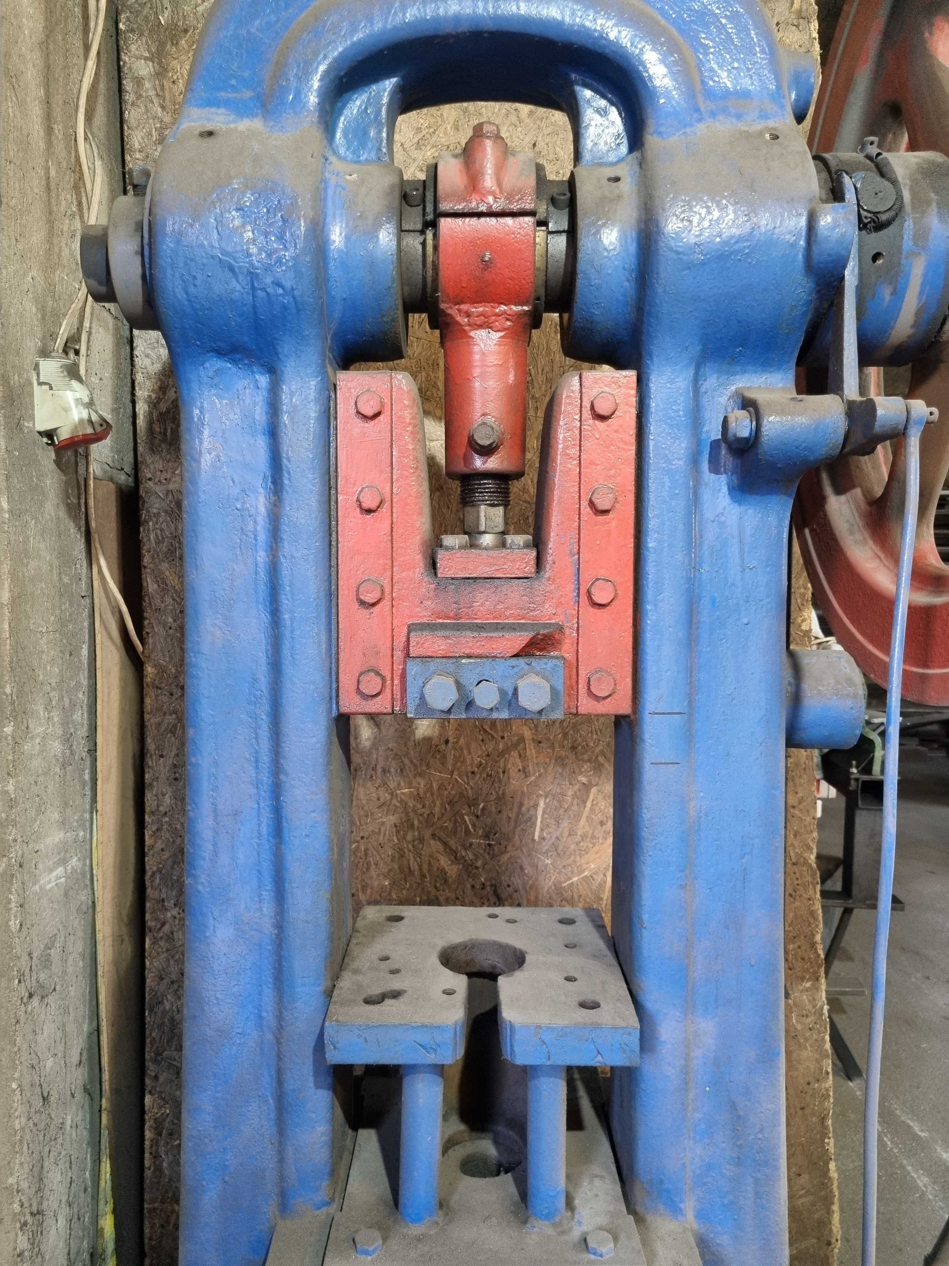 Prasa Mimośrodowa   ok 40 T