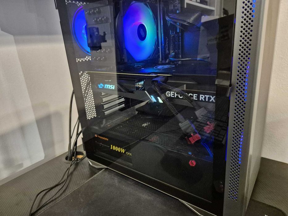 Intel i7 14700KF RTX 4070Ti Super komputer