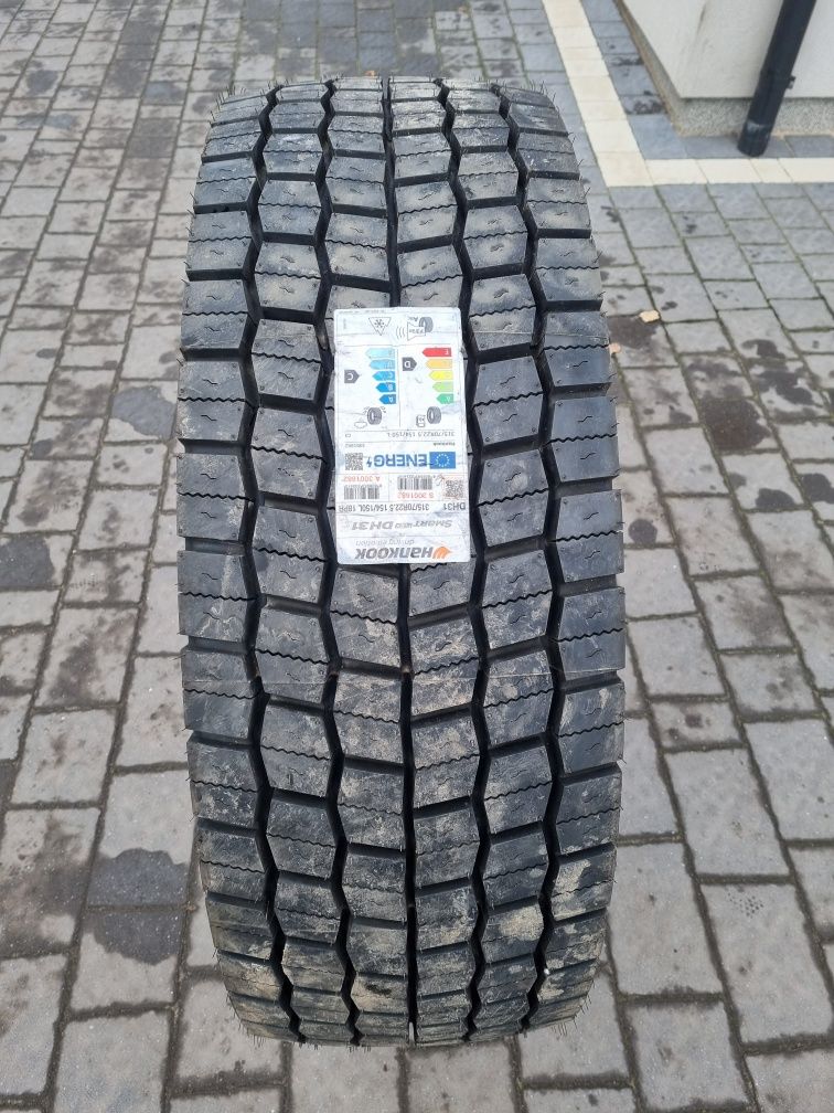 Вантажні шини Hankook SmartFlex DH31 315/70 R22.5 Корея ведуча