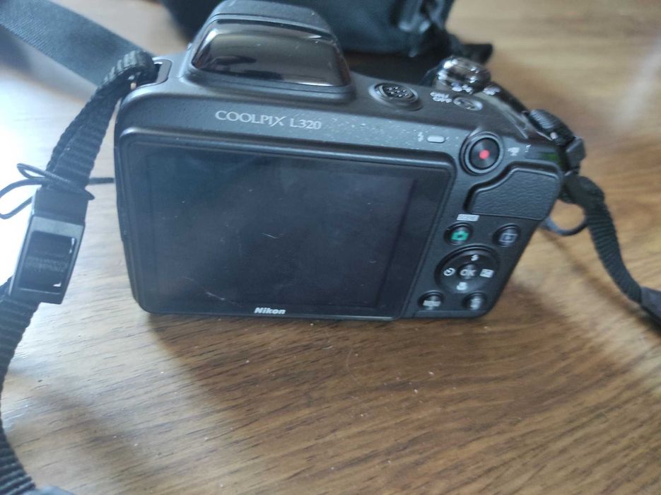 Nikon Coolpix l320