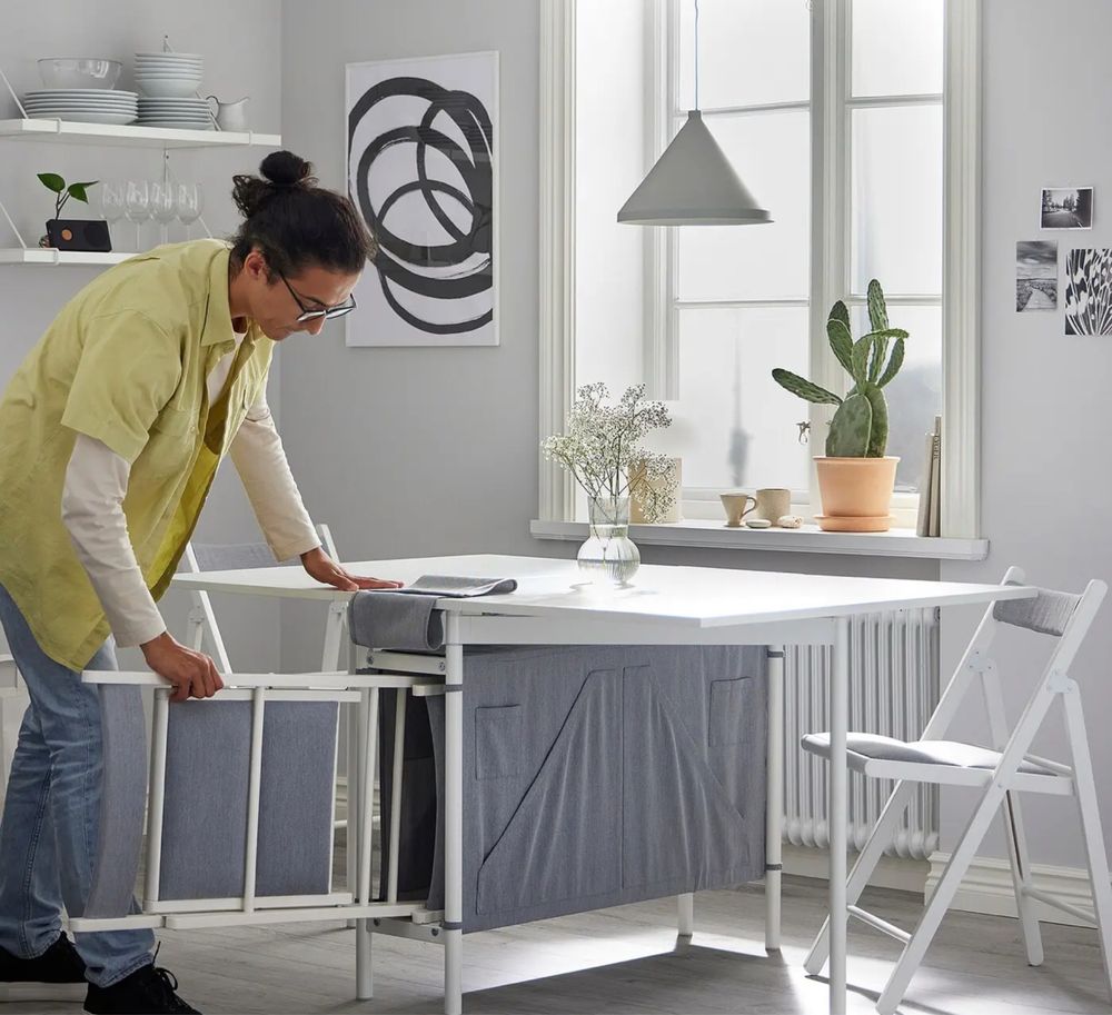 Conjunto Mesa Extensível KALLHÄLL com 2 Cadeiras FRÖSVI IKEA
