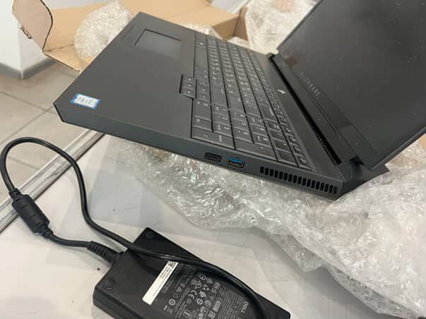 Ігровий Ноутбук Alienware area 51