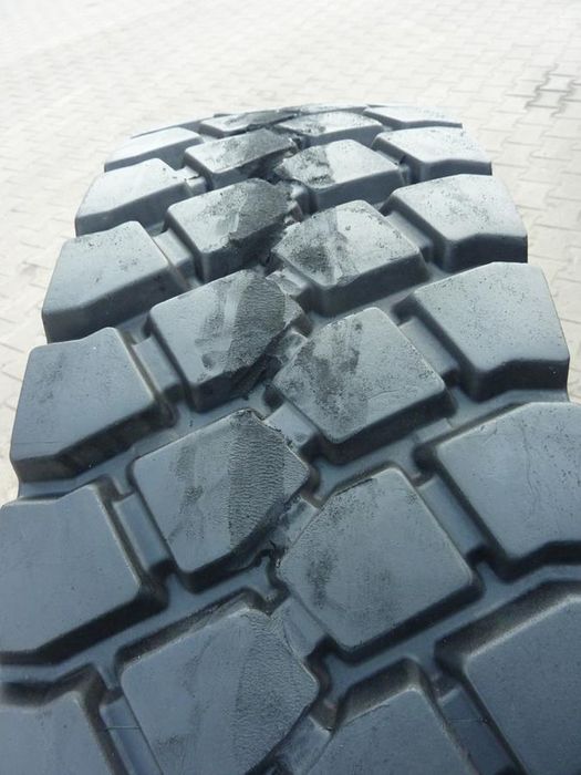 Opona używana ciężarowa 13R22.5 BARUM B573; 700zł C2074