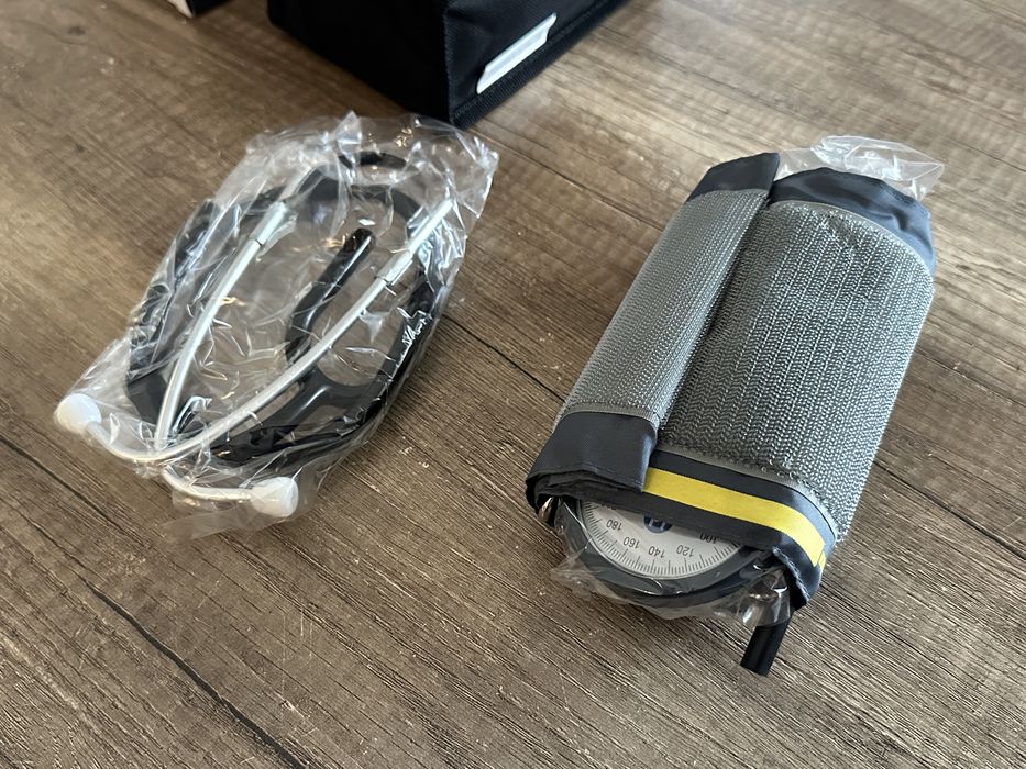 Ciśnieniomierz mechaniczny LD-81 nowy