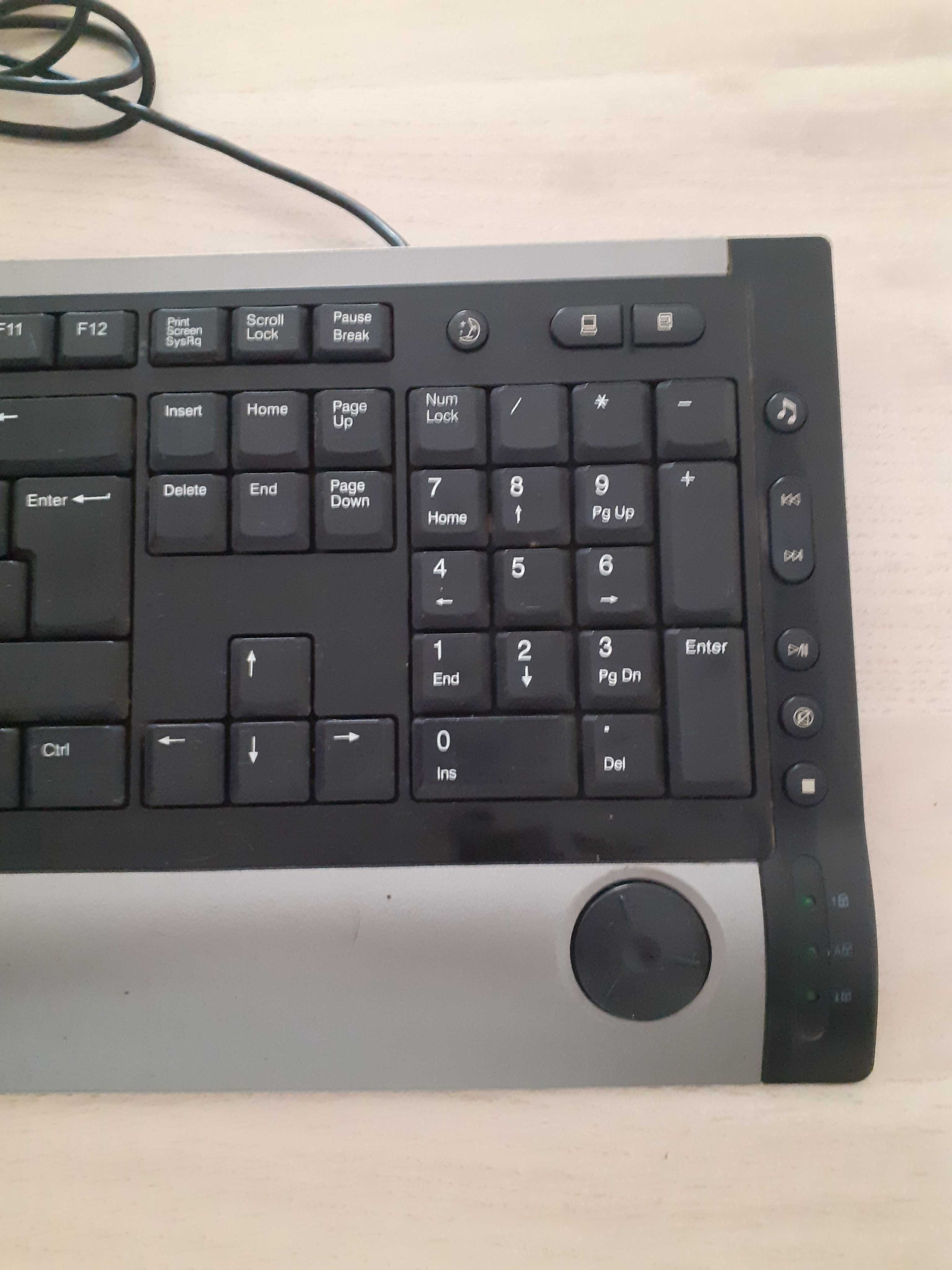 Teclado USB LifeTech