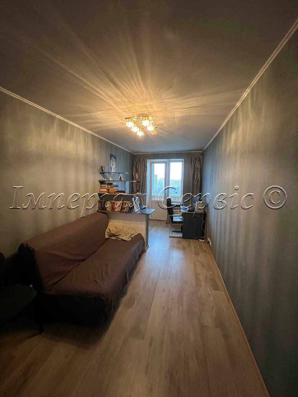 Продам 3 кімнатну квартиру у центрі міста по вулиці Запорізька