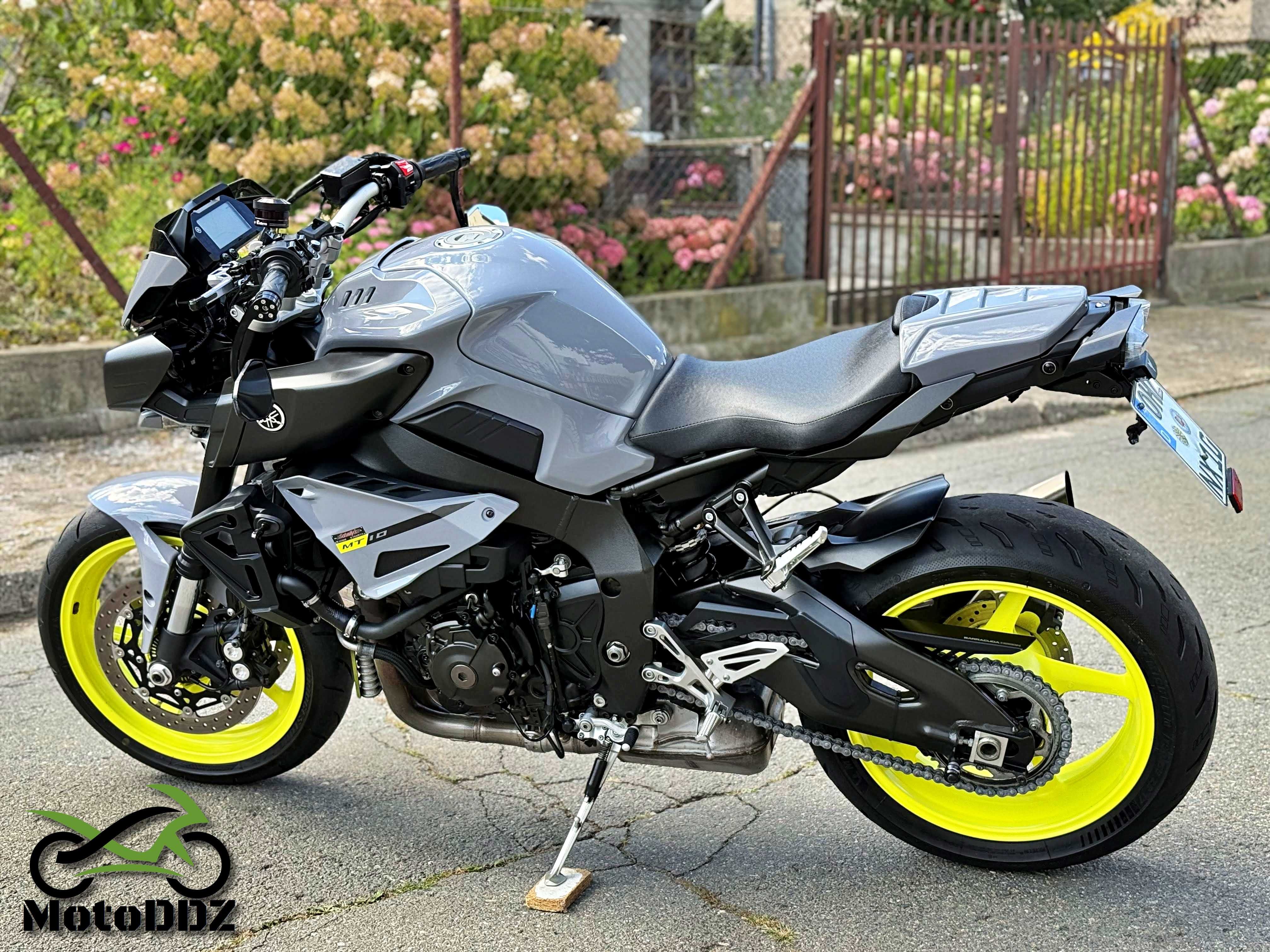Yamaha MT10 MT-10 MT 10 - Akrapovic - Niemcy - MT Yamaha  QuickShifter