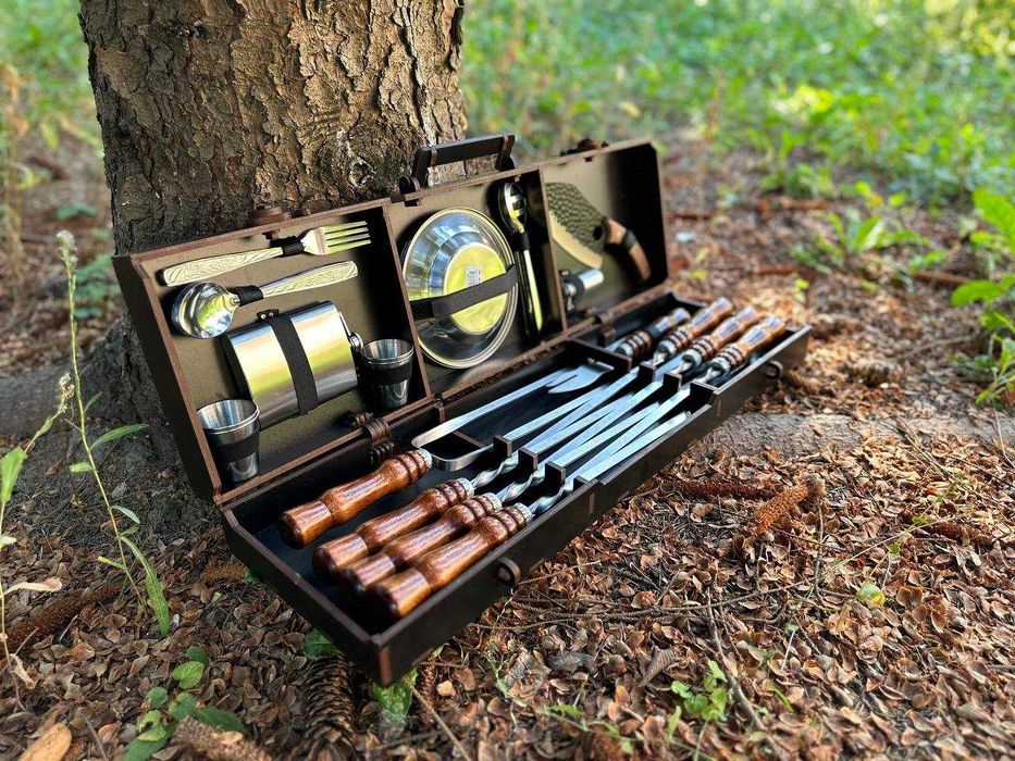 Набор шампуров с деревянными ручками в кейсе,шампуры на подарок