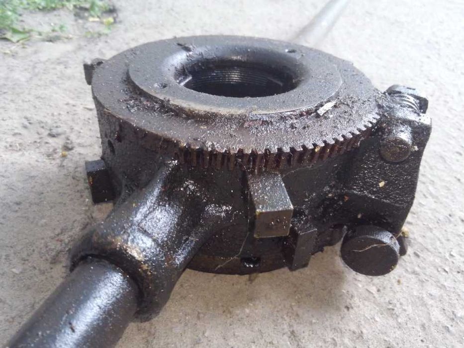 Резьбонарезные лерки, клупп, Рпезьбонарезной трубонарезной инструмент