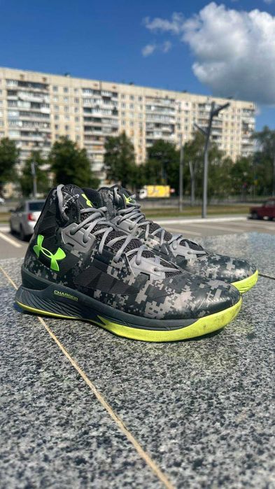 Under Armour Charged Lightning 3 [US 10.5|28.5 cm]