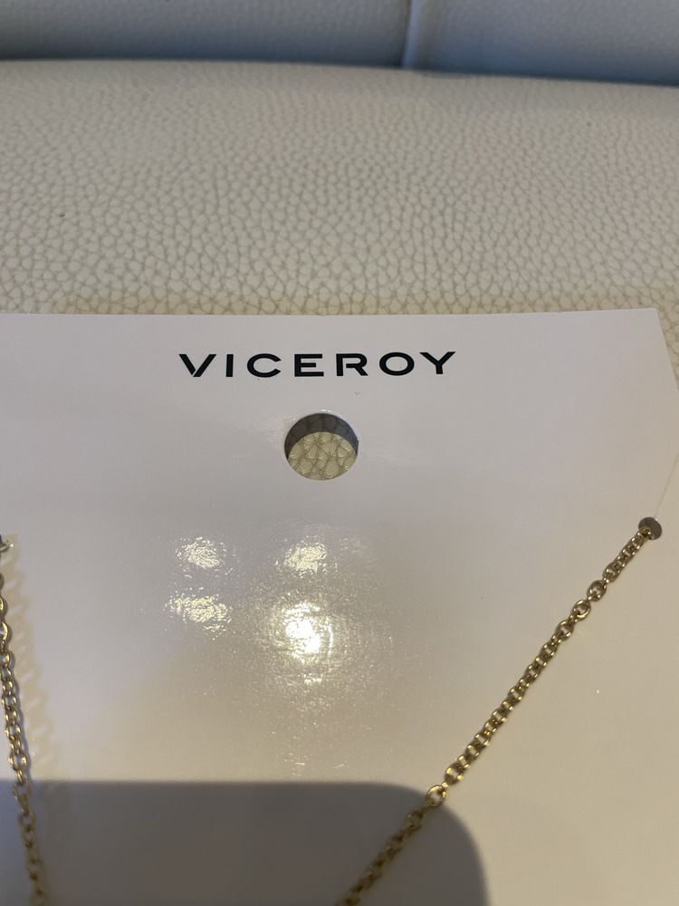 Viceroy fio dourado com arvore da vida