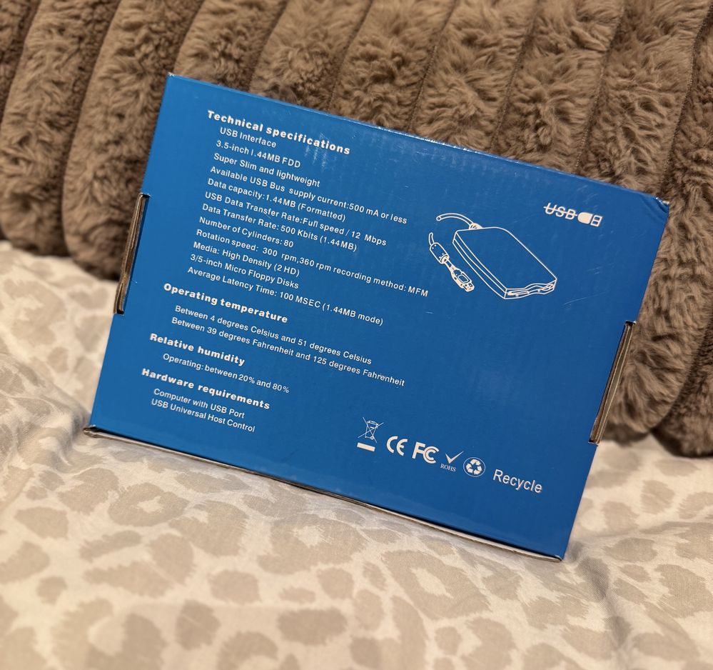 USB Portable Diskette Drive - urządzenie do odczytu dyskietek