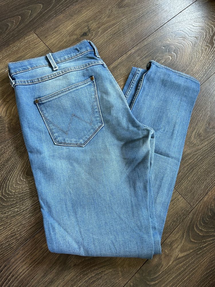 Spodnie wrangler shennan W27 L32 jeansy z dziurami slim boyfriend