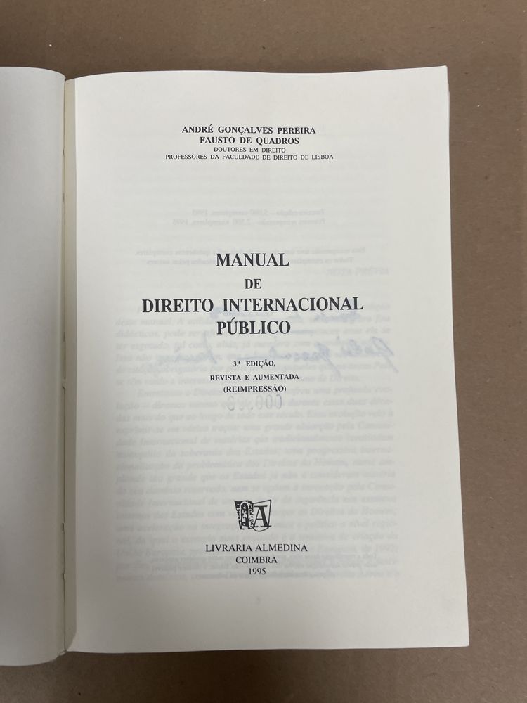 Manual de Direito Internacional Publico - Andre Pereira e Fausto de Qu