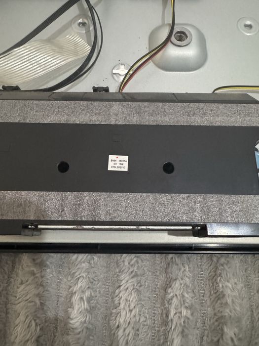 Peças para a tv SAMSUNG Model: UES0KU6000K