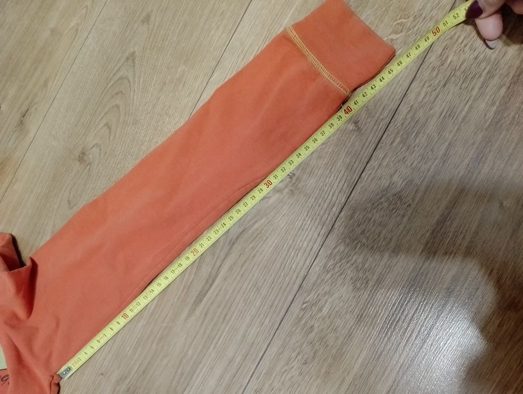 Pomarańczowa bluza na zamek z kapturem