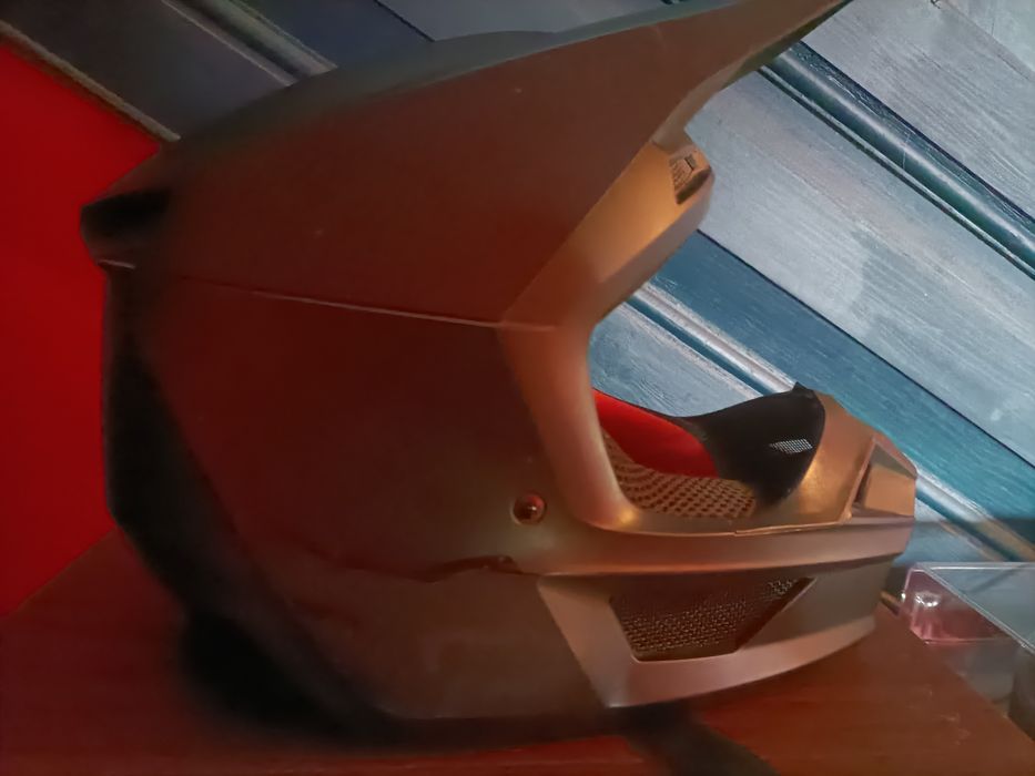 Capacete Fox muito bom estado