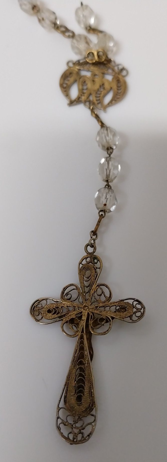Terço antigo com crucifixo em filigrana
