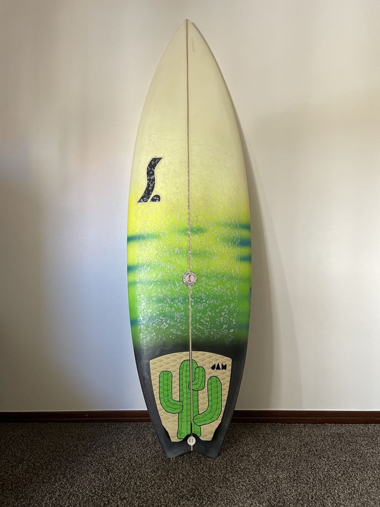 Prancha surf 6’2 Semente EPS