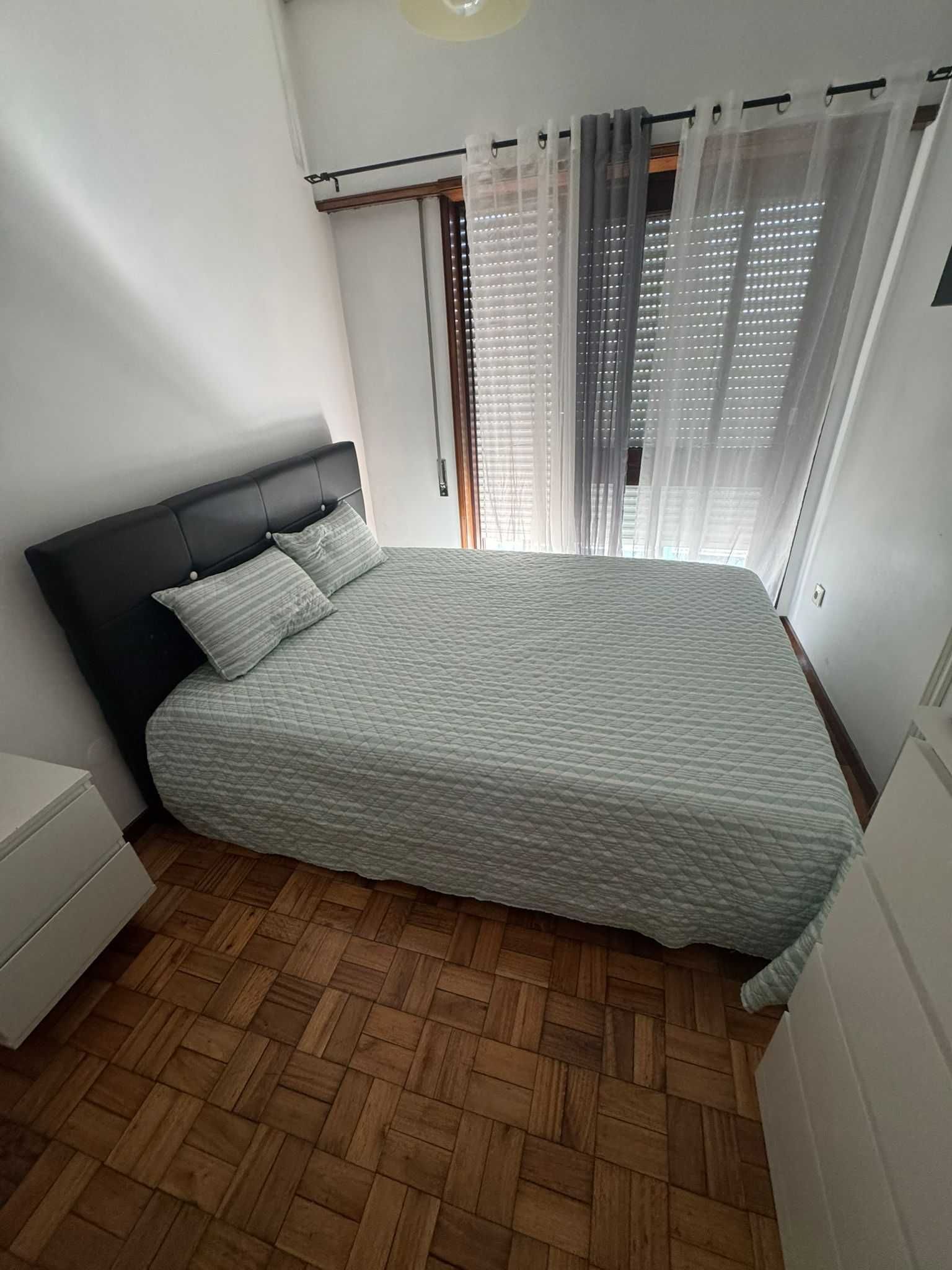 Quarto para arrendar 500 e - Nau Vitoria